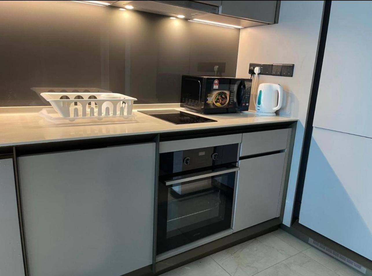 Millennium Suite At Opus Residence Куала Лумпур Екстериор снимка